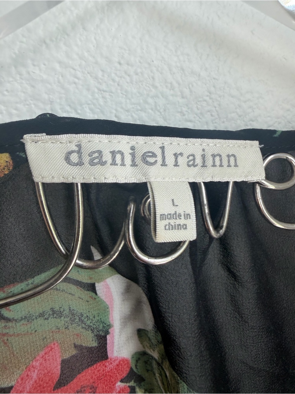 Daniel Rainn Black Floral Sheer V-Neck Camisole - Picture 3 of 4